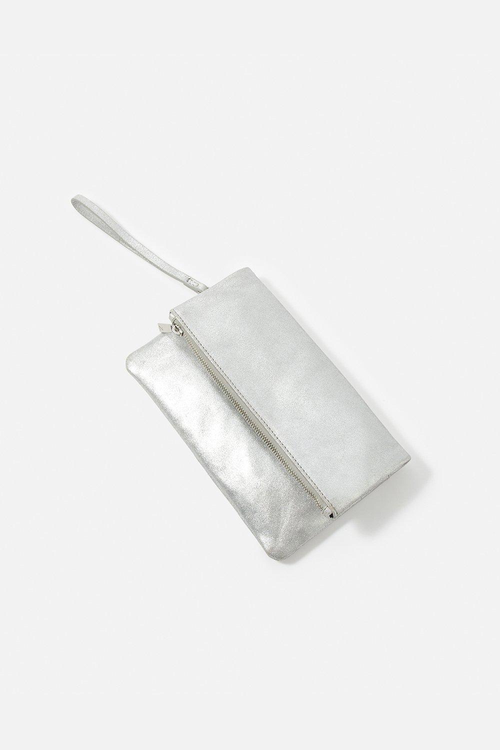 Кожаный клатч 'Carley' Accessorize, серебро
