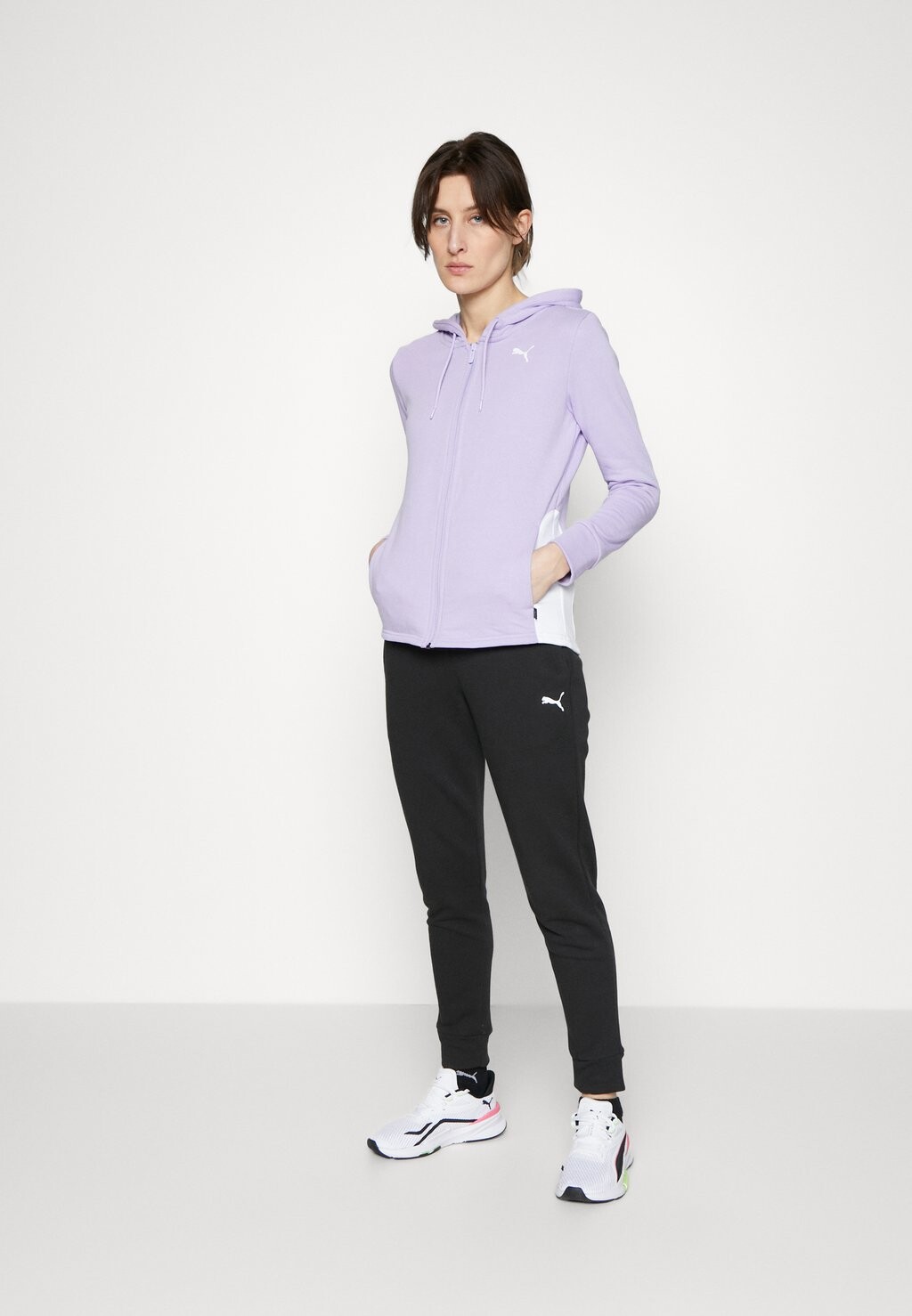 

Спортивный костюм Puma, фиолетовый