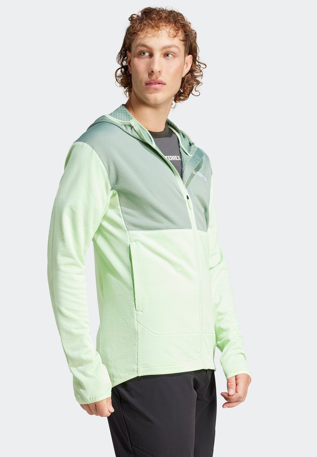 

Толстовка TERREX LIGHT HOODED adidas Performance, цвет silver green