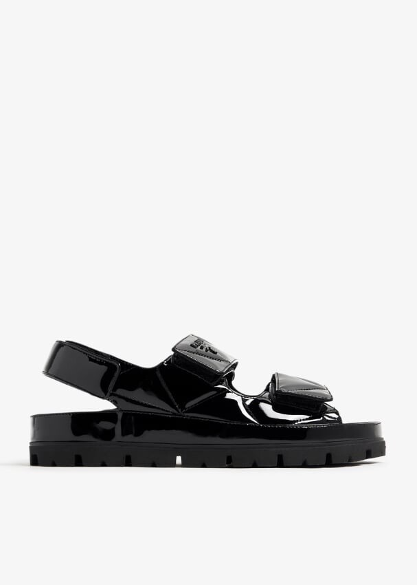 

Сандалии Prada Patent Leather, черный