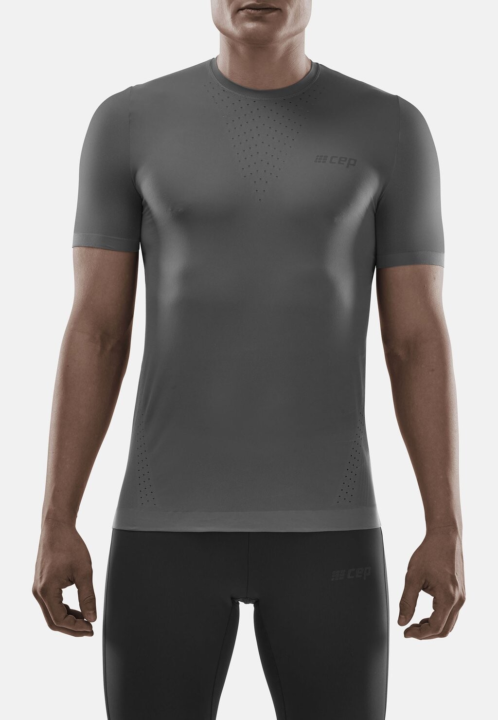 

Спортивная футболка Run Ultralight CEP, цвет grey