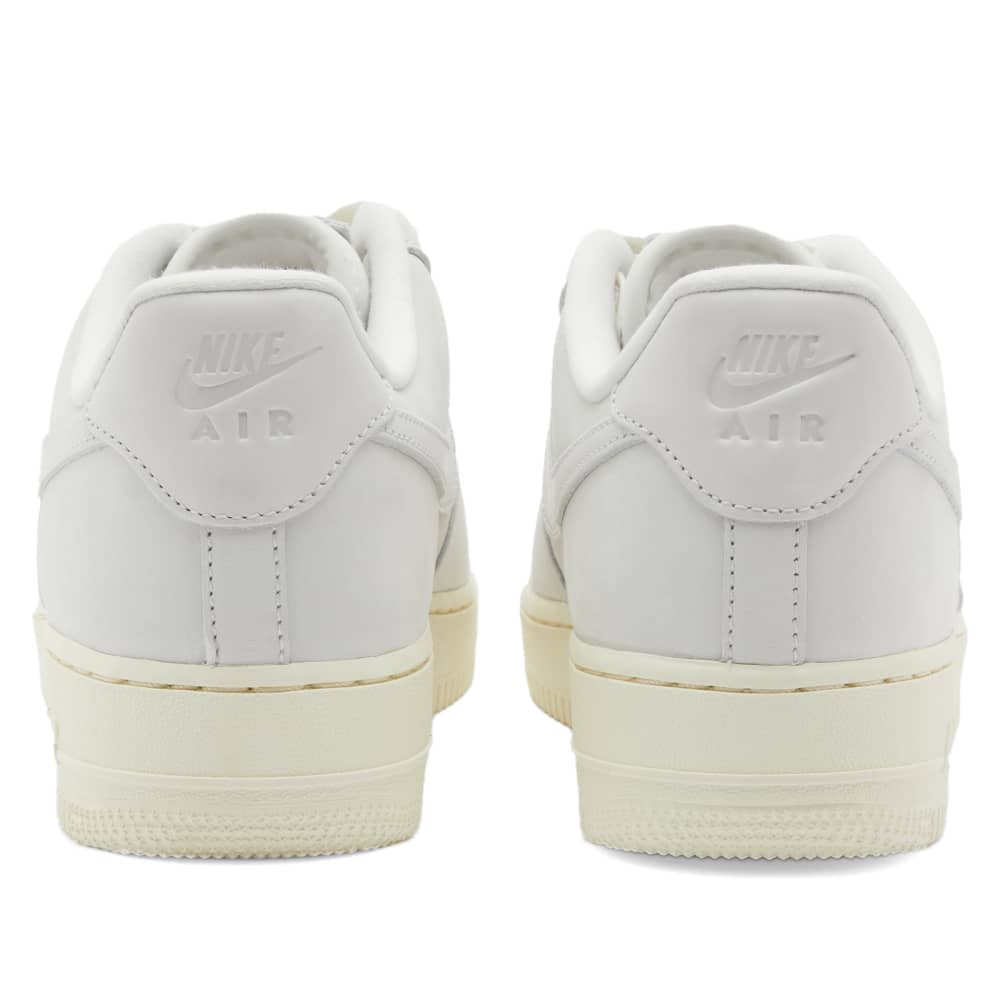 Nike Кроссовки W AIR FORCE 1 PRM кроссовки nike sportswear w waffle one ess coconut milk sanddrift lemon drop summit white white