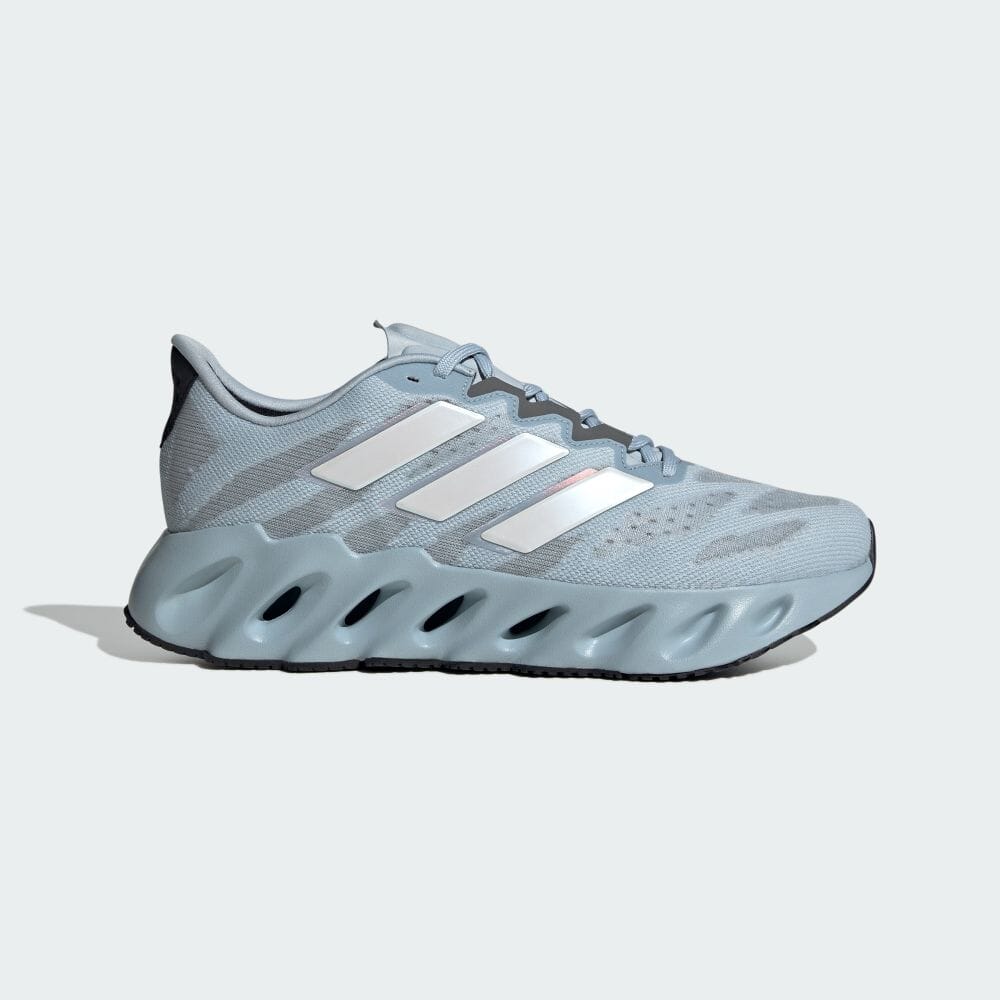 

Кроссовки Adidas SWITCH FWD