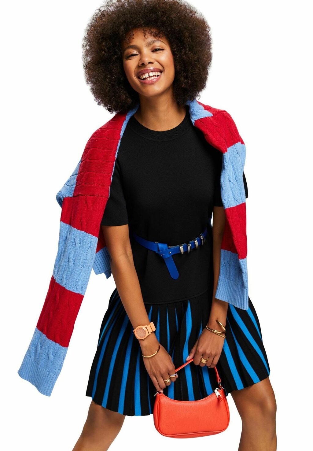 

Платье с вышивкой Esprit PLISSIERTES MIT TIEFER TAILLE, черный
