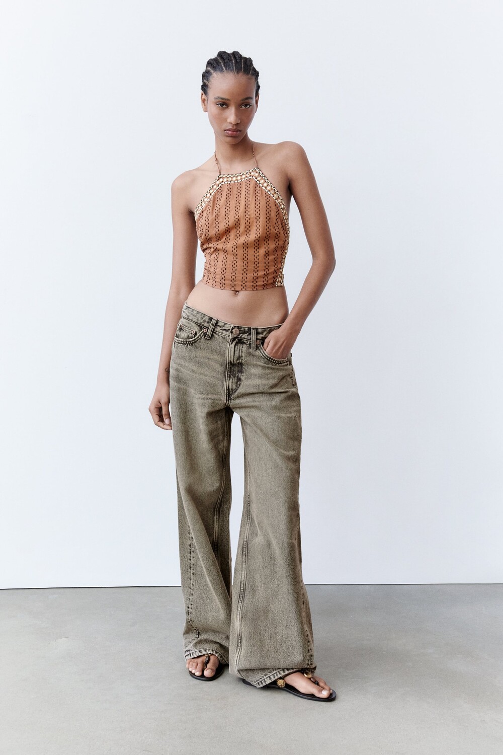 

Топ с зеркальными обоями Zara, темный верблюд