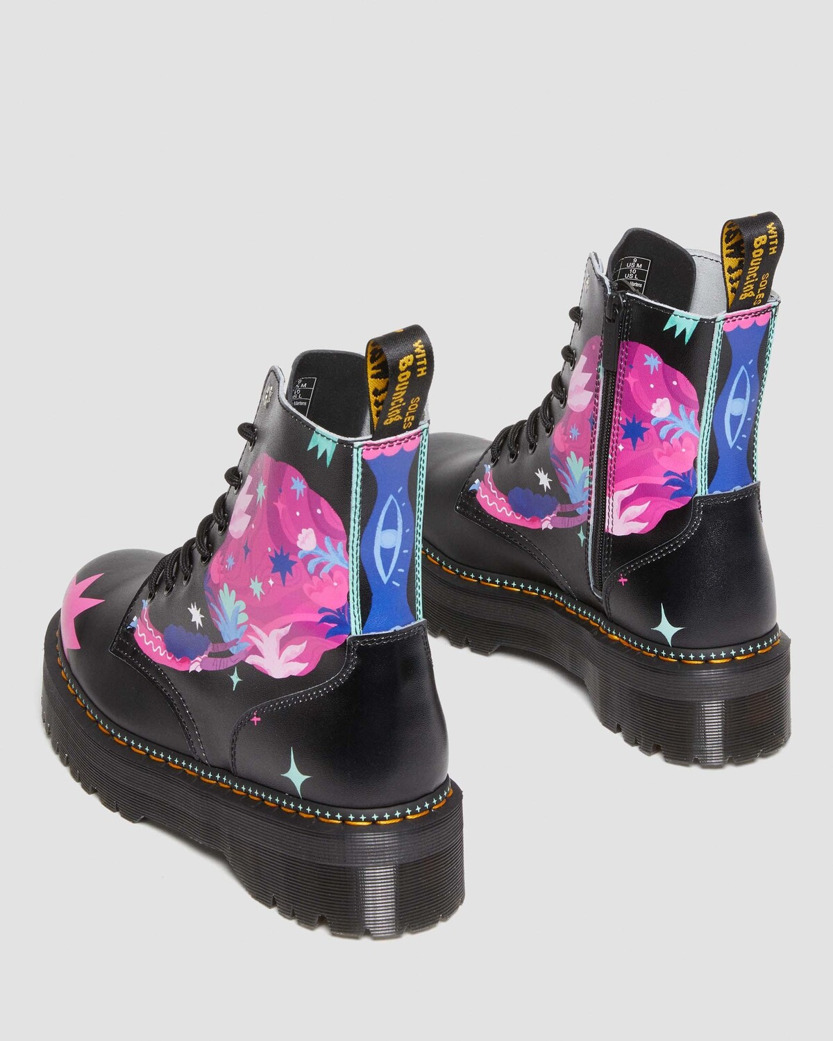 

Джейдон Бут Loveis Wise Pride Platforms Dr. Martens