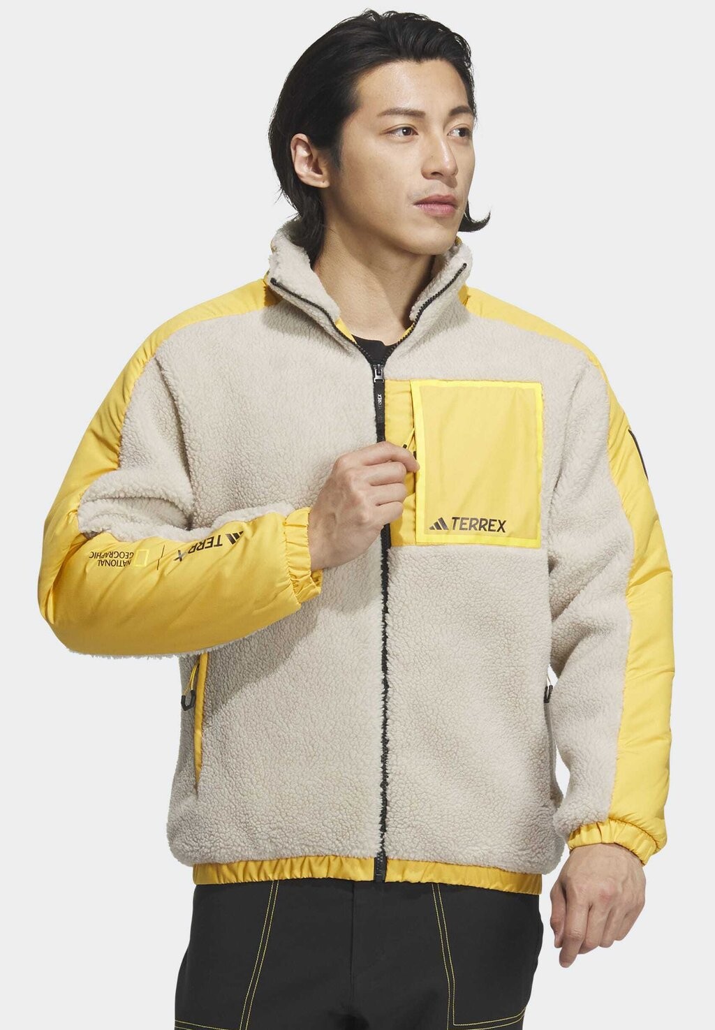 

Толстовка adidas Sportswear NATIONAL GEOGRAPHIC HIGH-PILE, бежевый preloved желтый