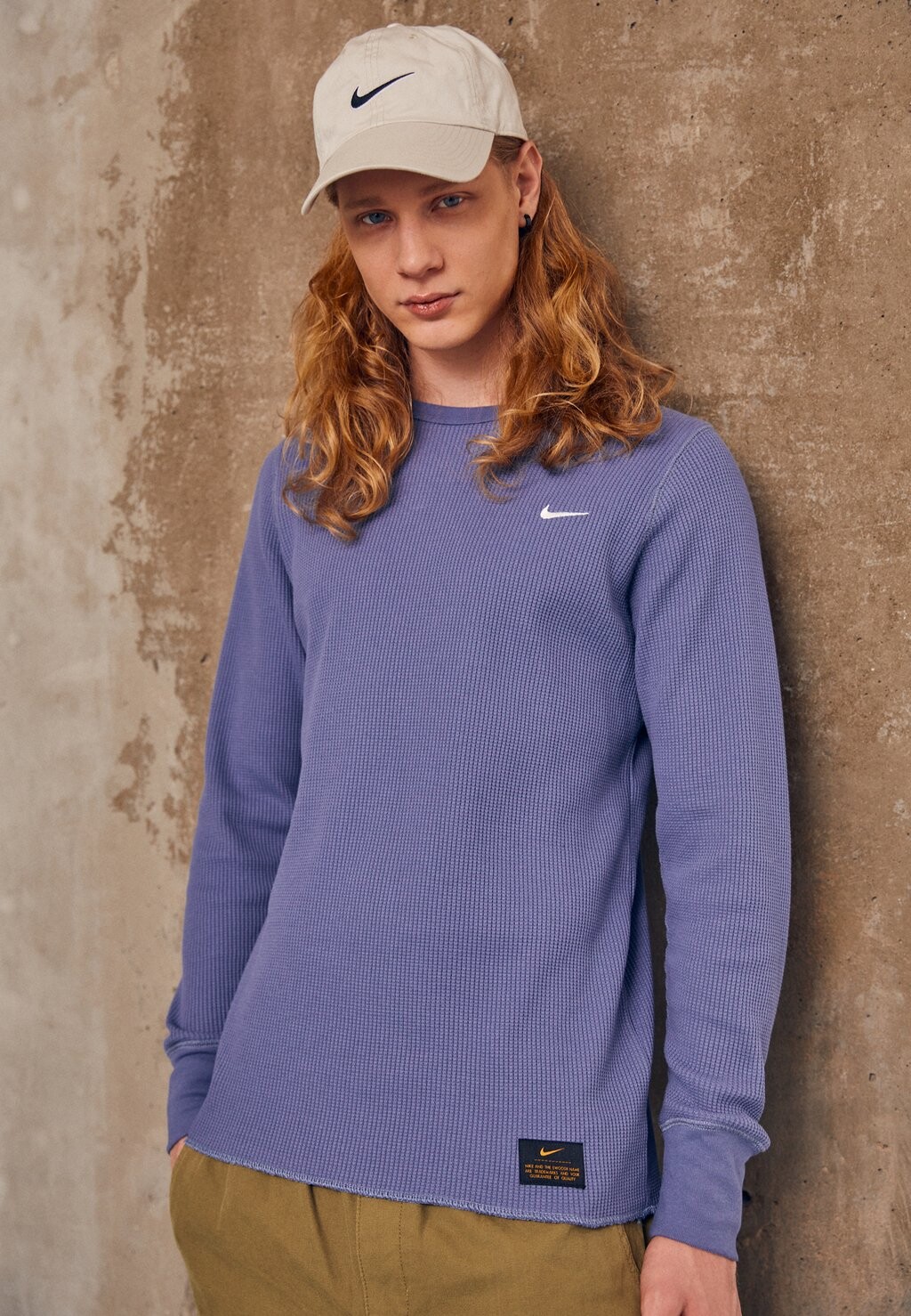 

Свитер Nike