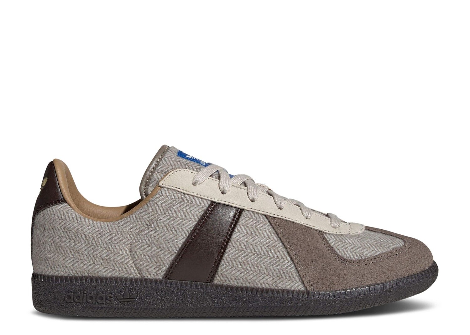 

Кроссовки adidas Bw Army 'Brown Harris Tweed', коричневый
