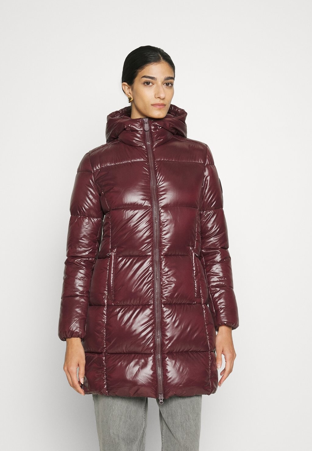 

Зимнее пальто Ines Save the duck, цвет burgundy black