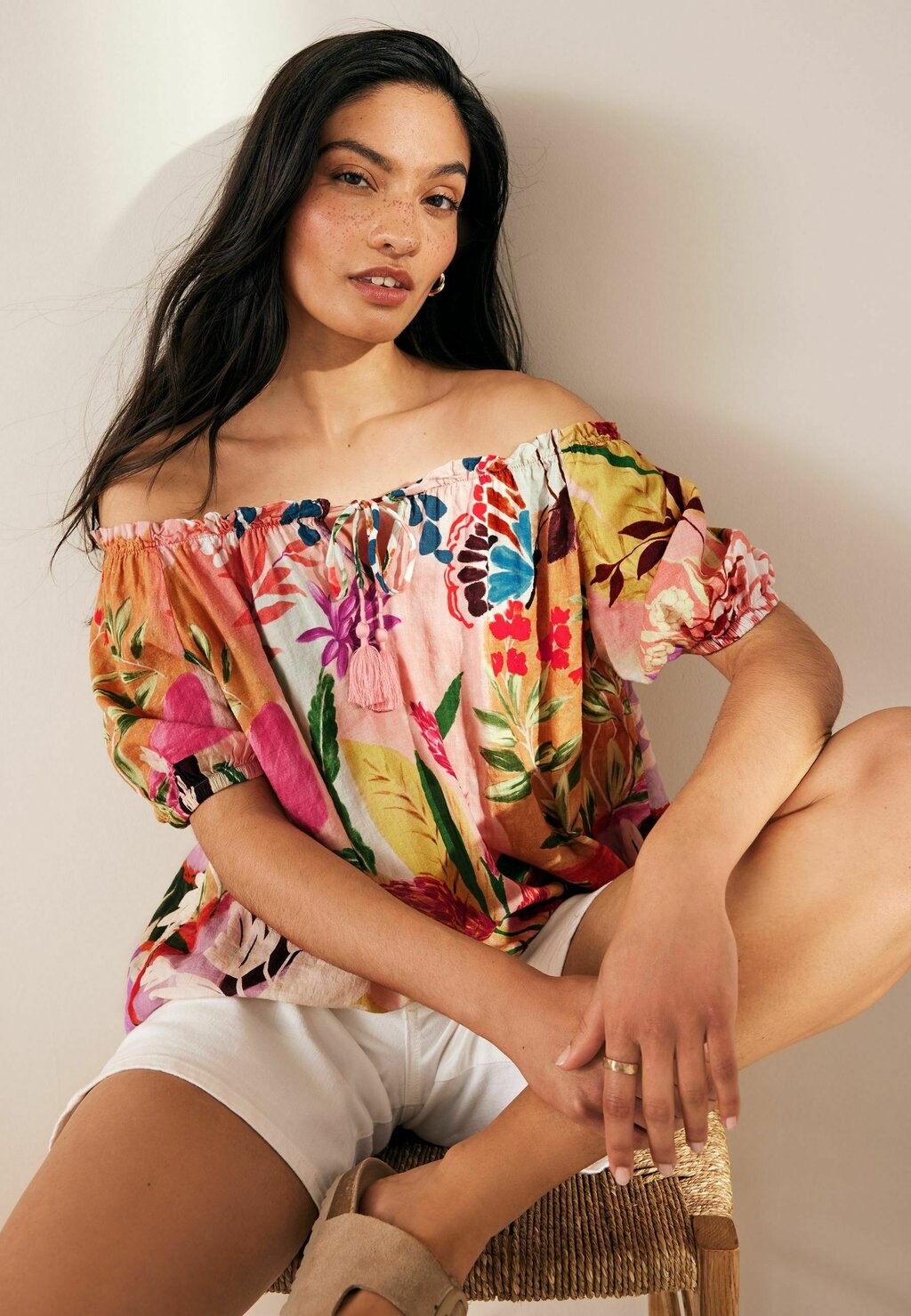 

Блуза SHORT SLEEVE TIE NECK BARDOT Next, желтый