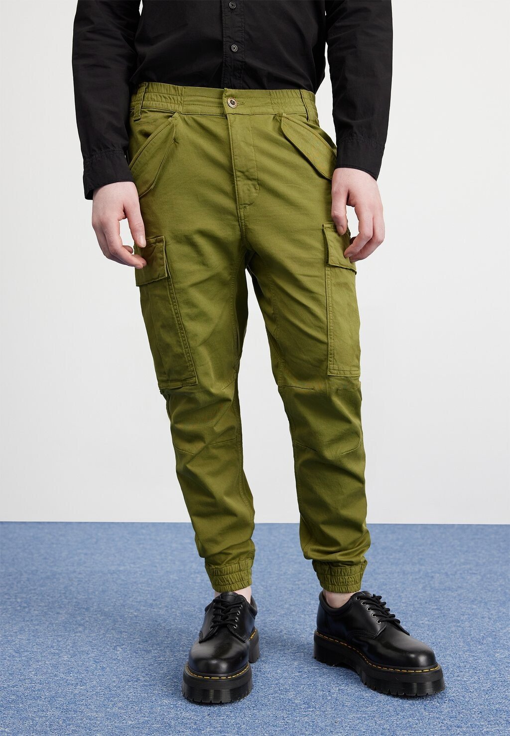 

Брюки-карго Airman Pant Alpha Industries, цвет moss green