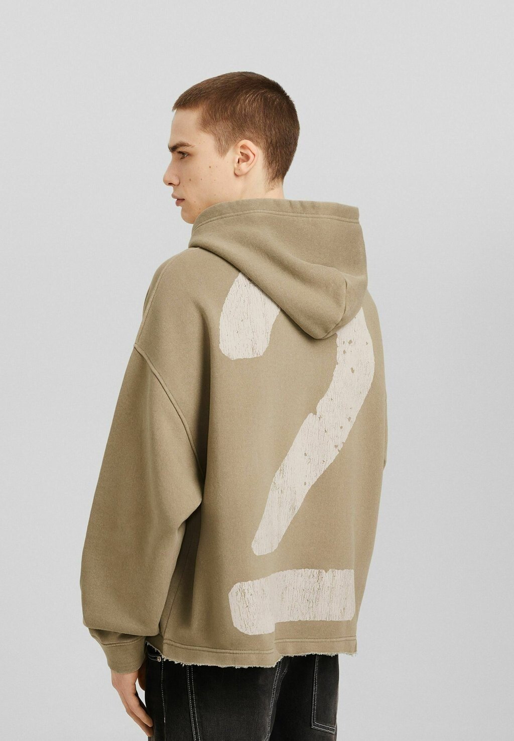 

Толстовка CROPPED With A FADED-EFFECT Bershka, цвет camel