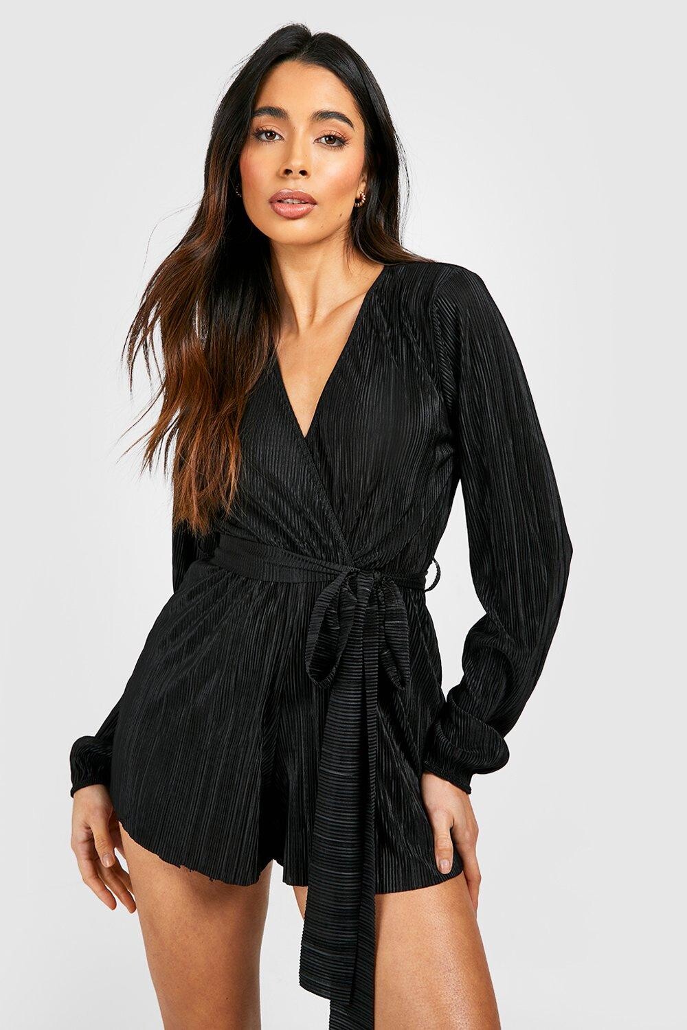 

Комбинезон с запахом и поясом Boohoo, черный