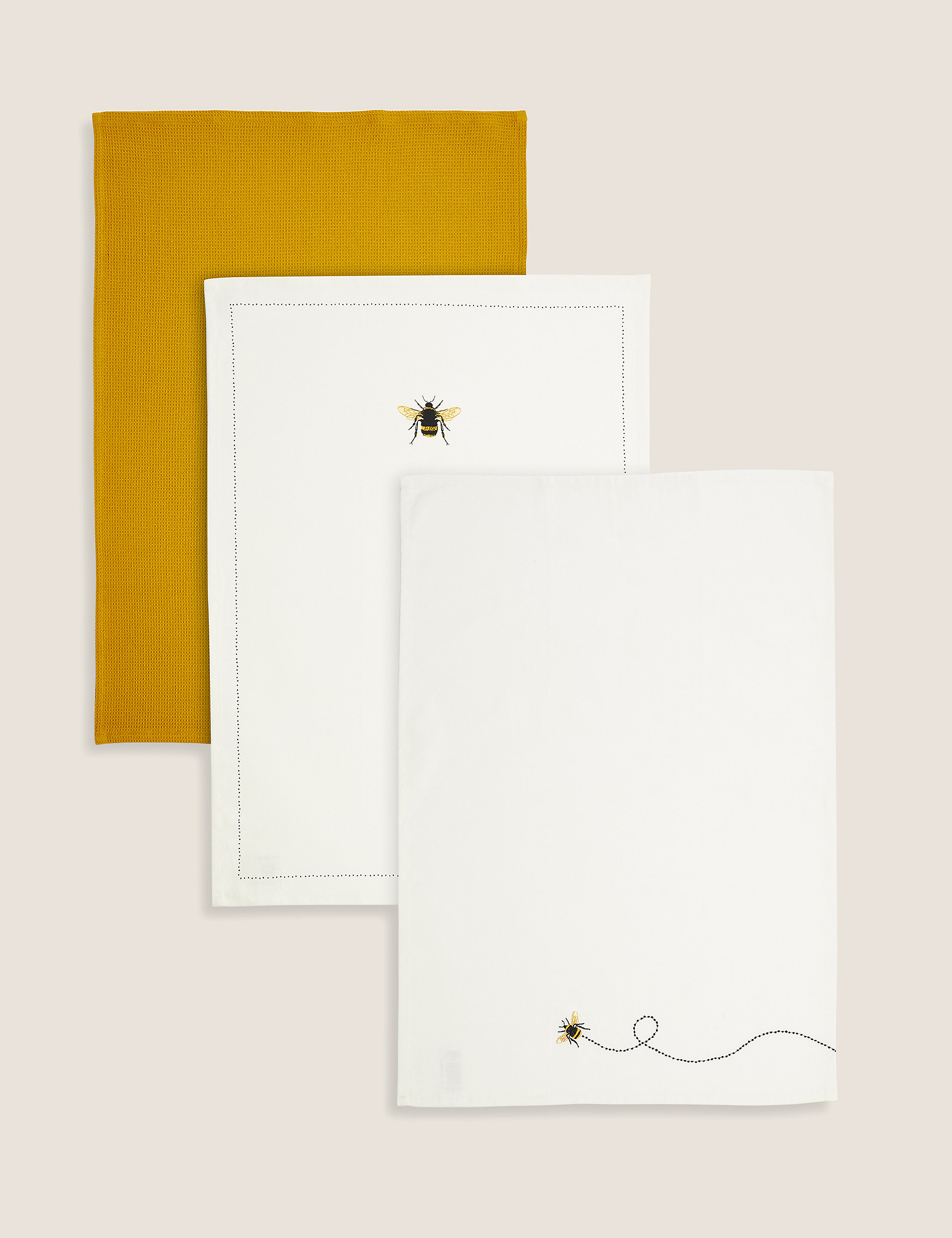 Набор из 3 чайных полотенец из чистого хлопка с изображением пчел Marks & Spencer
