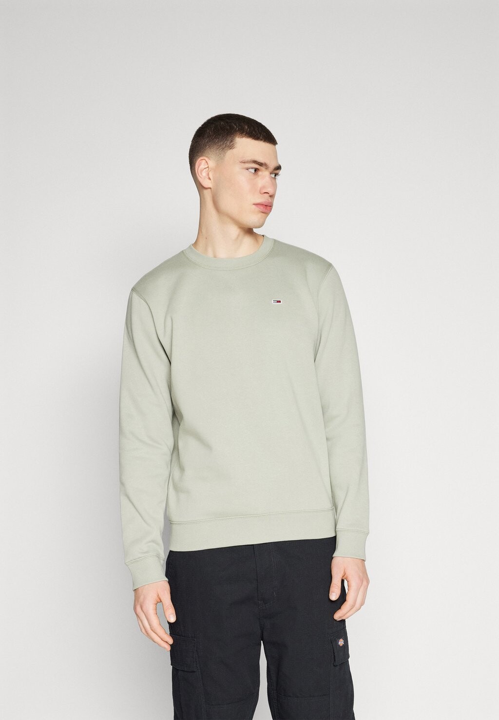 

Свитшот Tommy Jeans, цвет faded willow