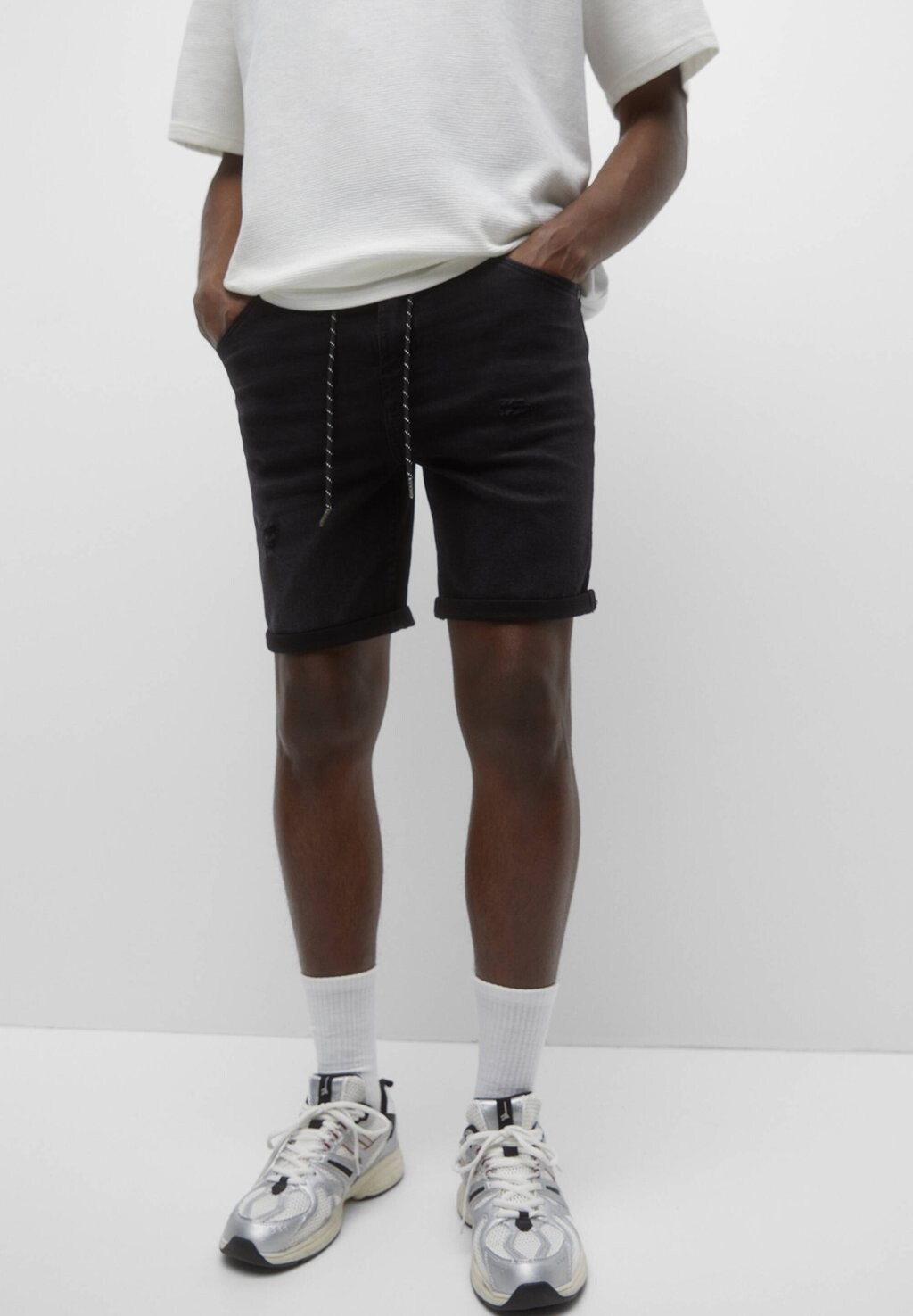 

Джинсовые шорты PULL&BEAR