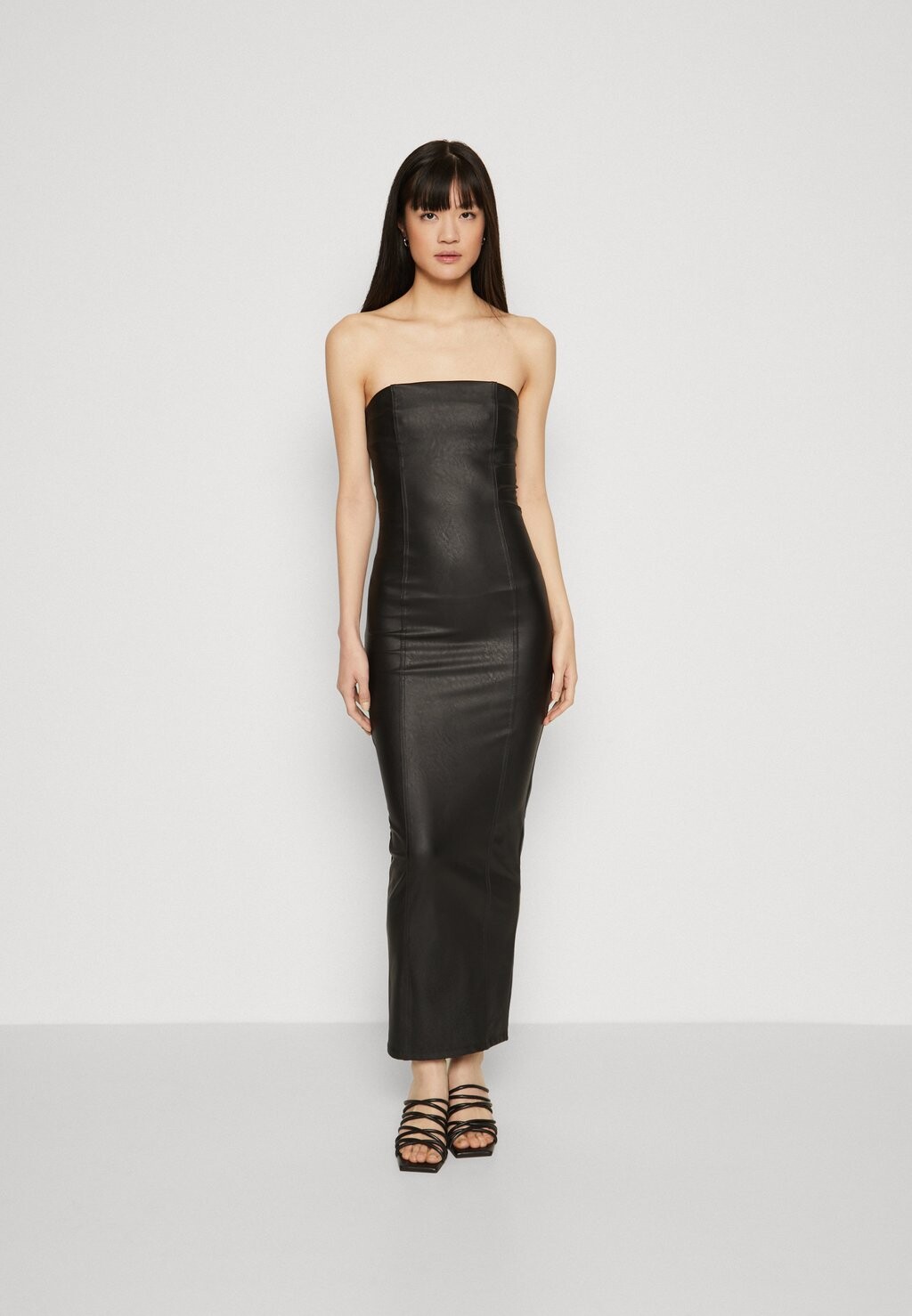 

Одежда для торжеств TUBE MAXI DRESS Good American, черный