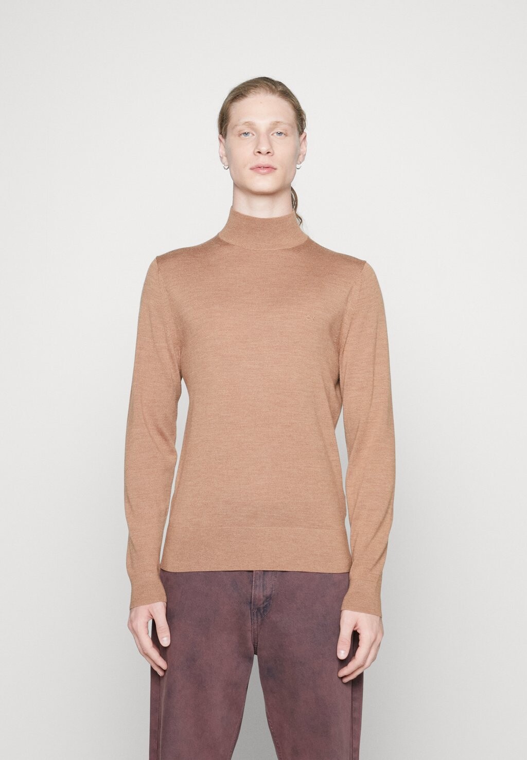 

Свитер Calvin Klein