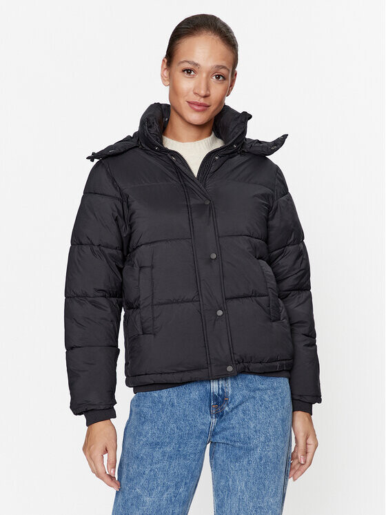 

Пуховик стандартного кроя Pepe Jeans, черный