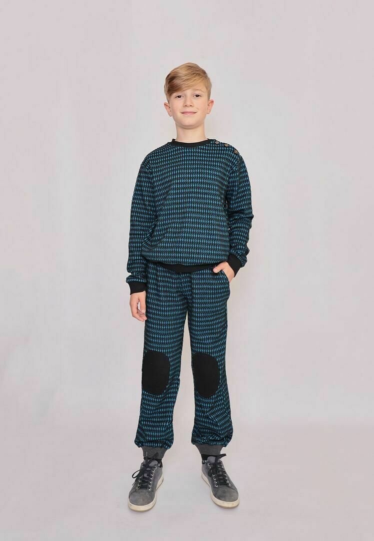 

Толстовка Infantium Victoria, цвет black & blue
