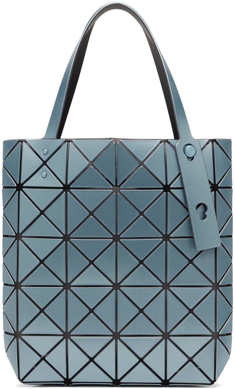 

Синяя объемная сумка-тоут Lucent Bao Bao Issey Miyake, цвет Light blue