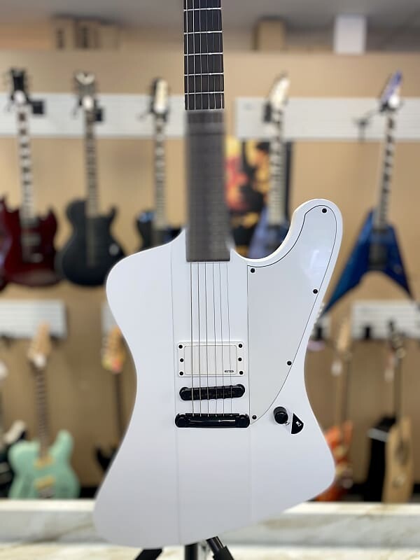 

Электрогитара ESP LTD PHOENIX ARCTIC METAL