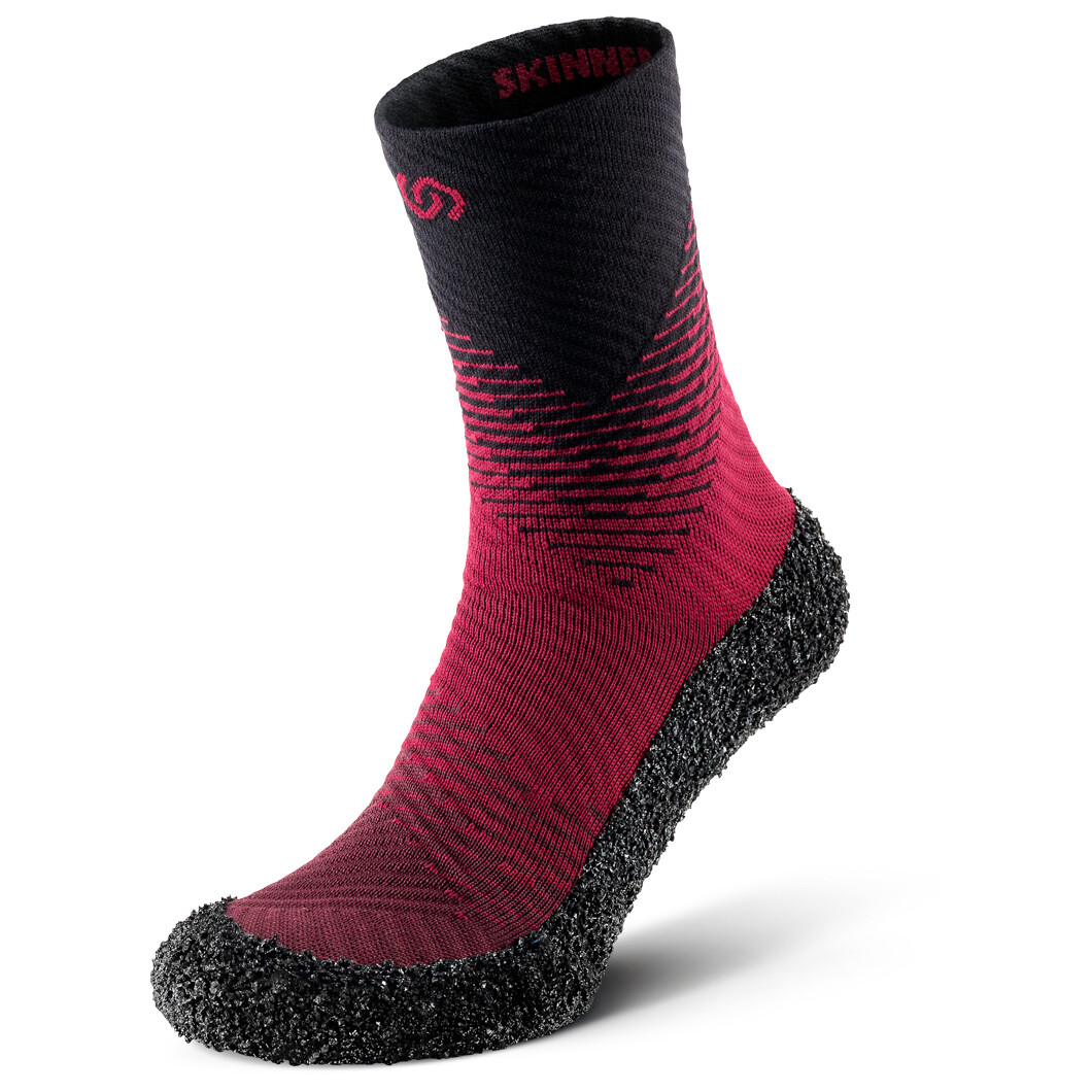 

Босоножки Skinners 2 0 Compression, цвет Carmine