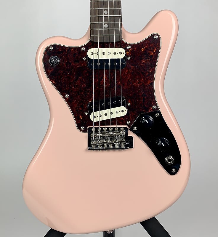 

Электрогитара Squier Paranormal Super-Sonic Shell Pink