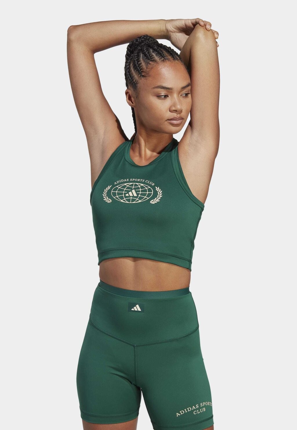 

Топ Adidas