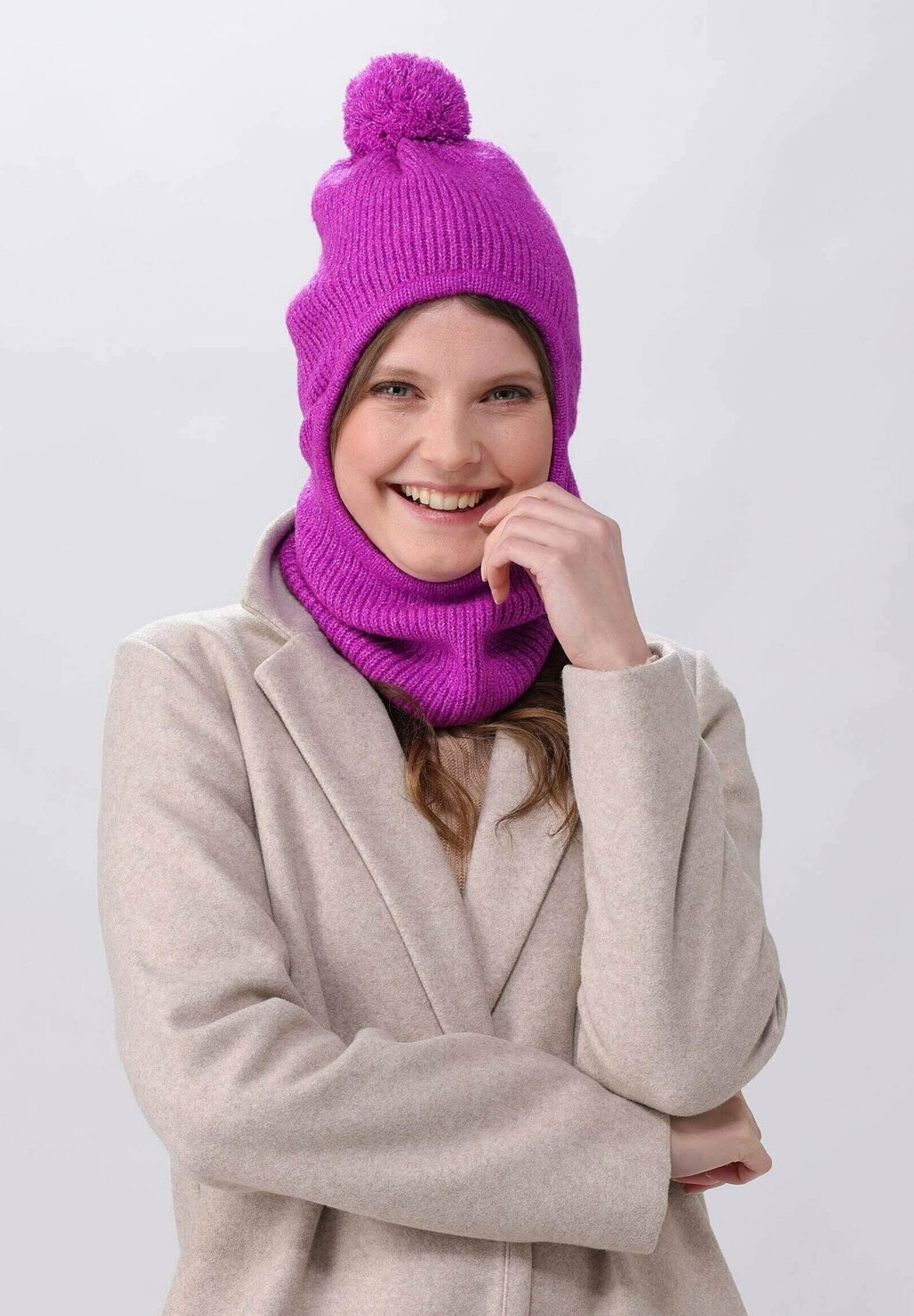 

Шапочка БАЛАКЛАВА FRAAS, очень ягодная