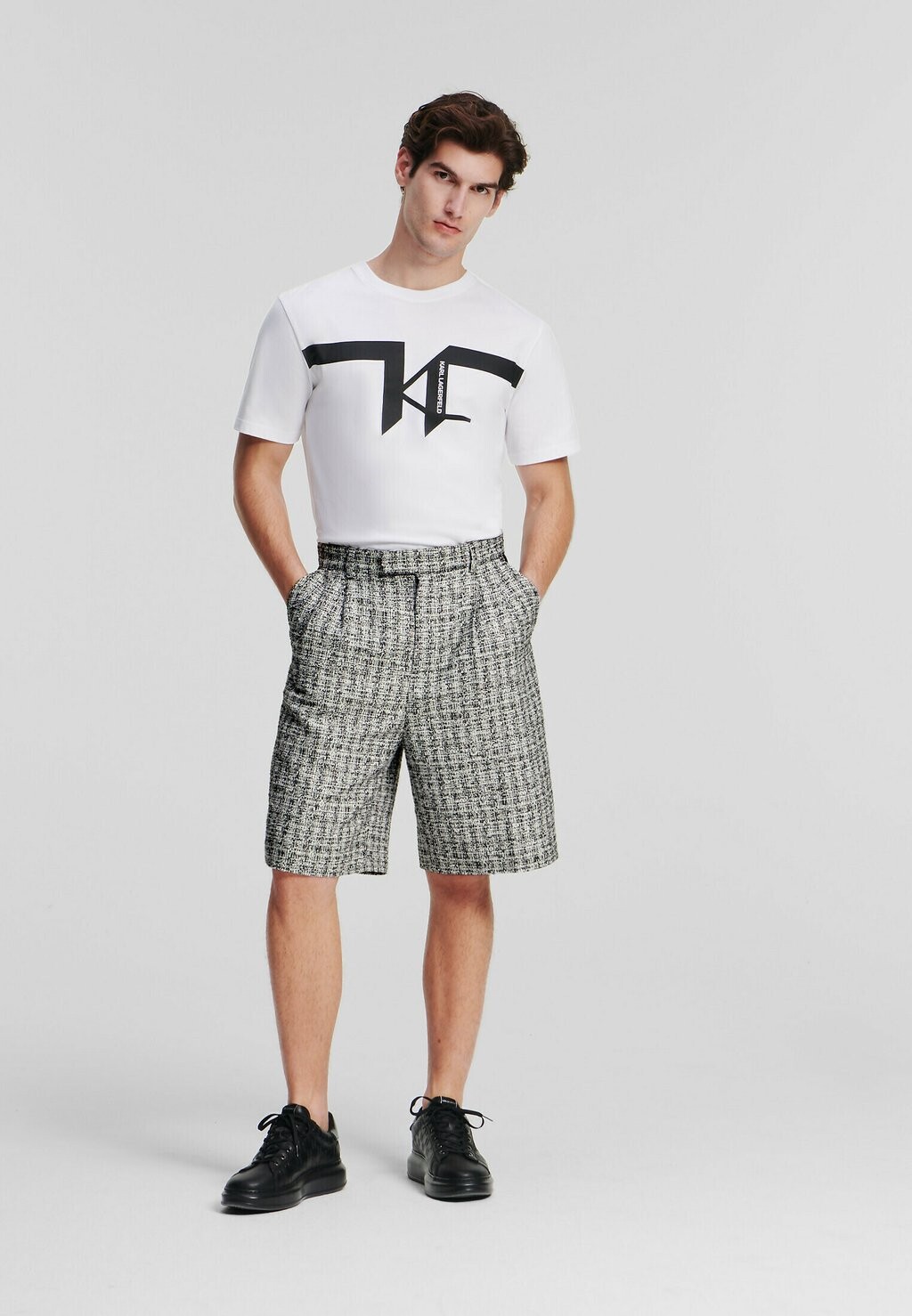

Шорты БУКЛ KARL LAGERFELD, черный белый