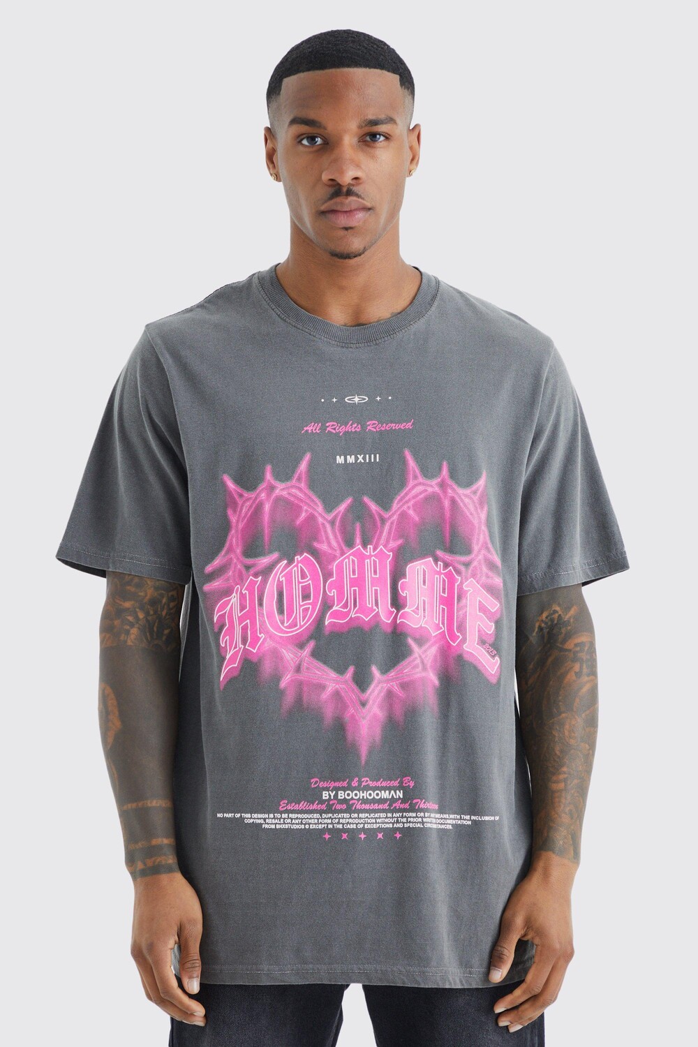 

Футболка оверсайз gothic homme с принтом oversize Boohoo, угольный