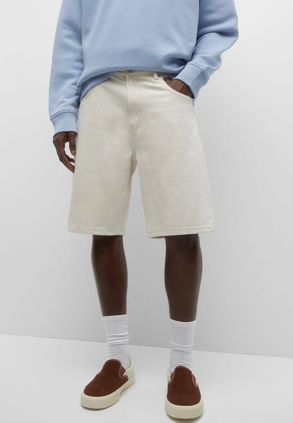 

Джинсовые шорты BAGGY PULL&BEAR, цвет beige