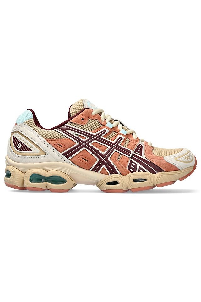 

Кроссовки ASICS Gel-Nimbus 9 в спортивном стиле ASICS, цвет dune/port royal