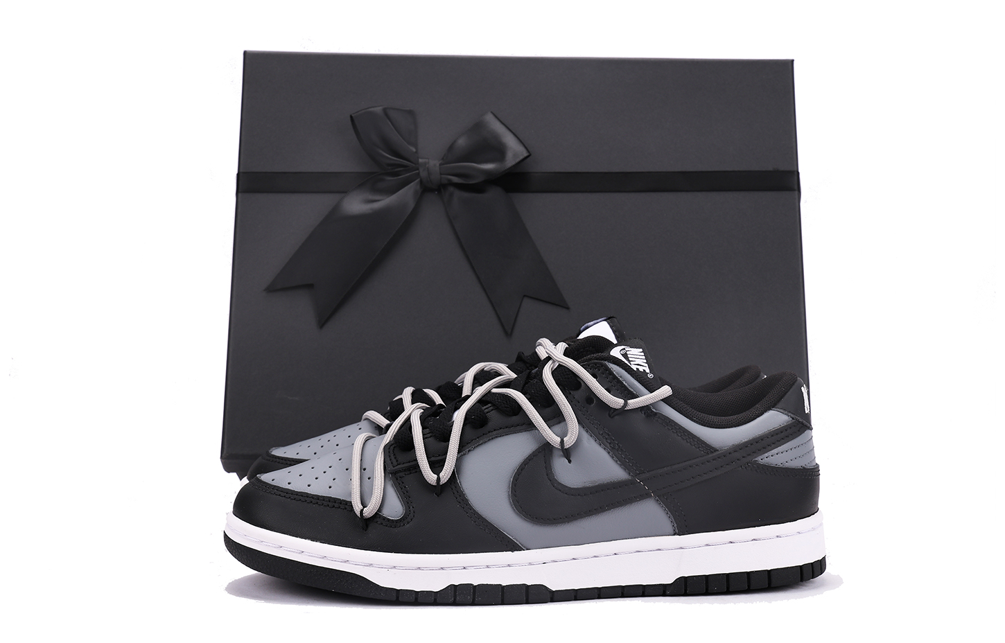 

Кроссовки Nike Dunk Skateboarding Shoes Unisex Low-top Dark Gray, серебряный