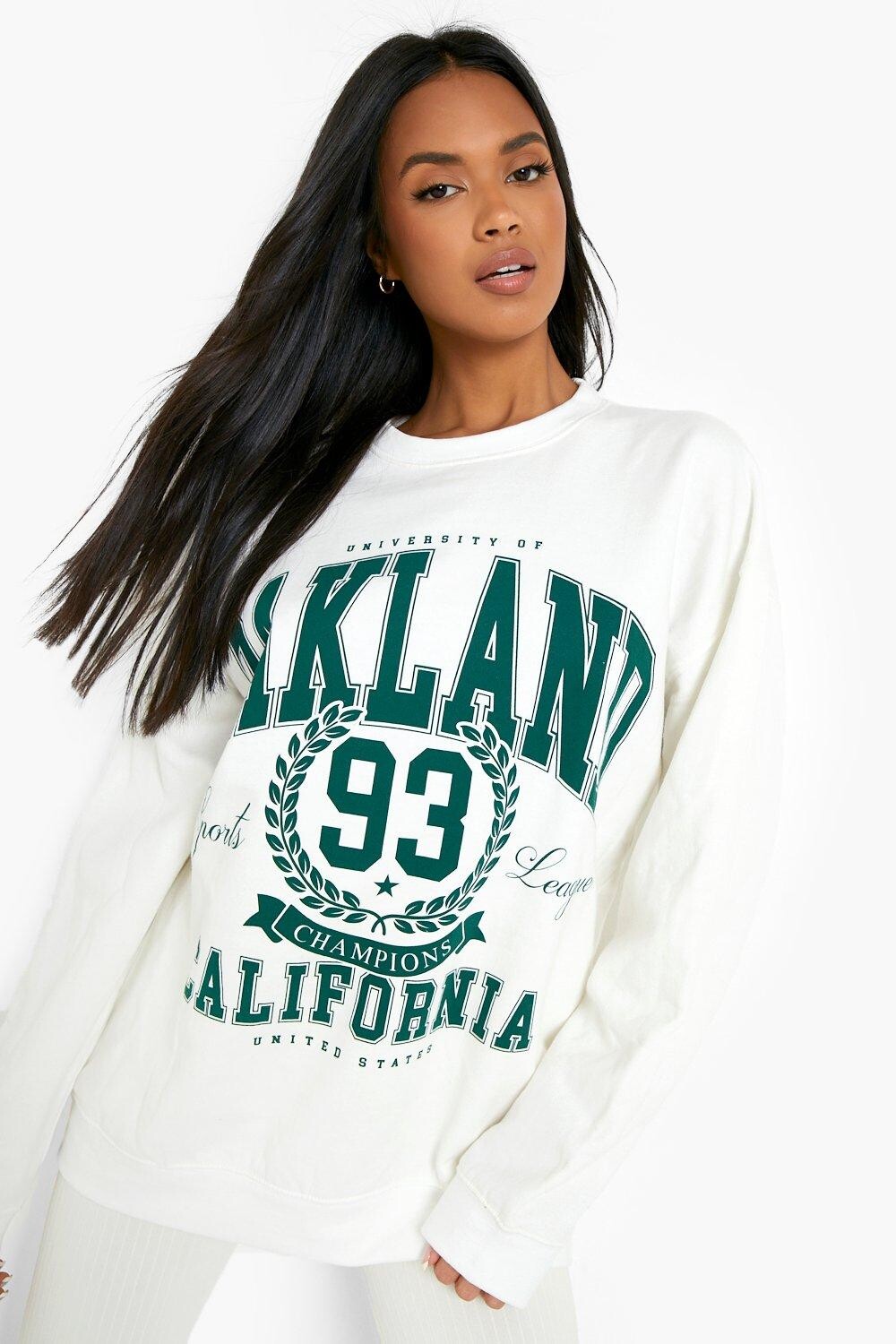 

Свитер оверсайз с принтом oakland varsity Boohoo, экру