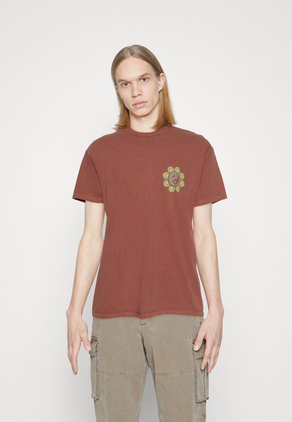

Футболка с принтом BDG Urban Outfitters, оранжевый