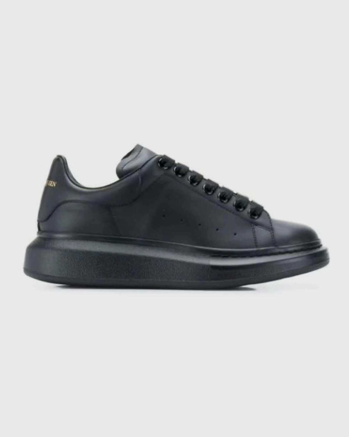 

Мужские кроссовки оверсайз Alexander McQueen, цвет Black