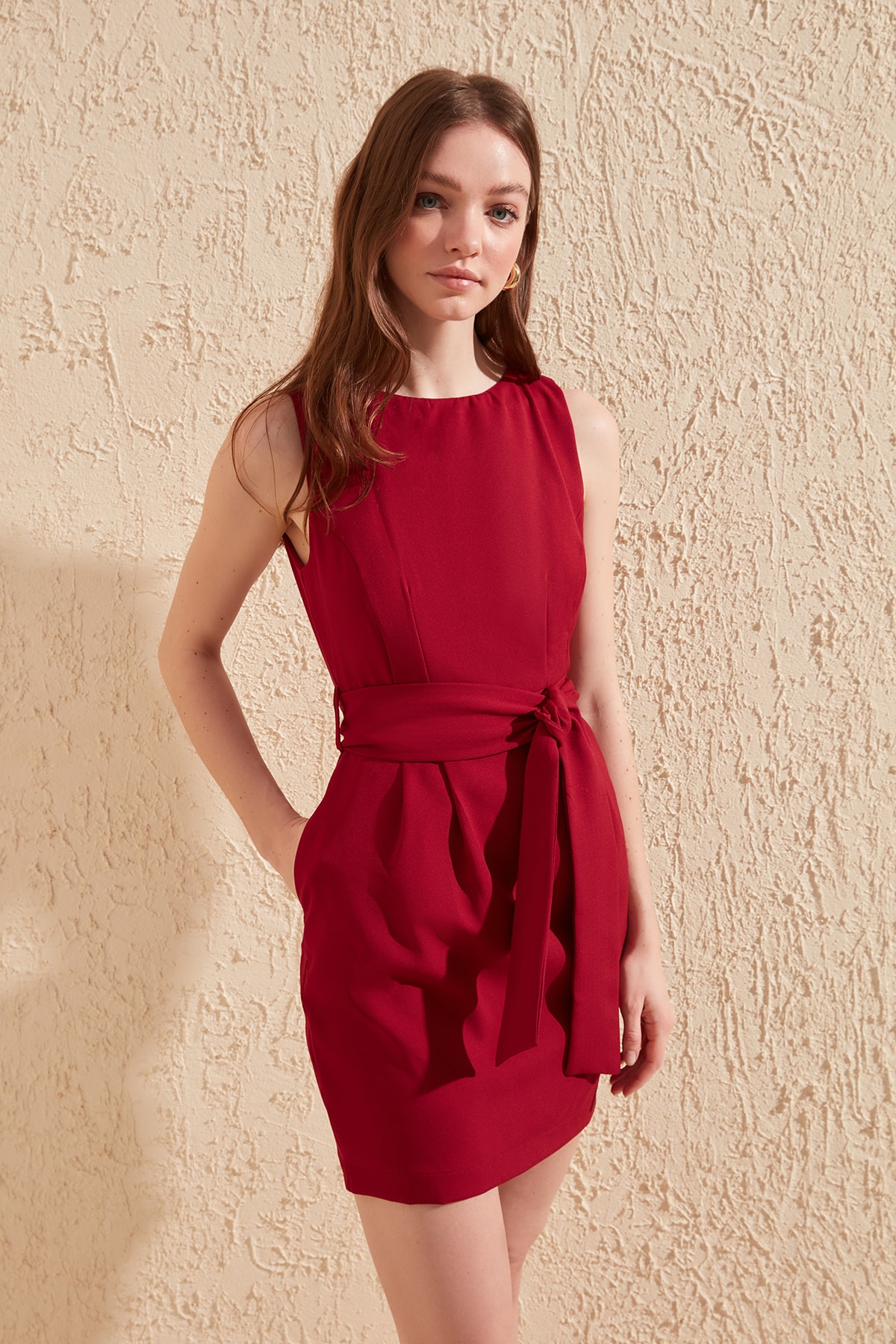 Платье Trendyol мини, бордовый платье trendyol с цветочным принтом красный