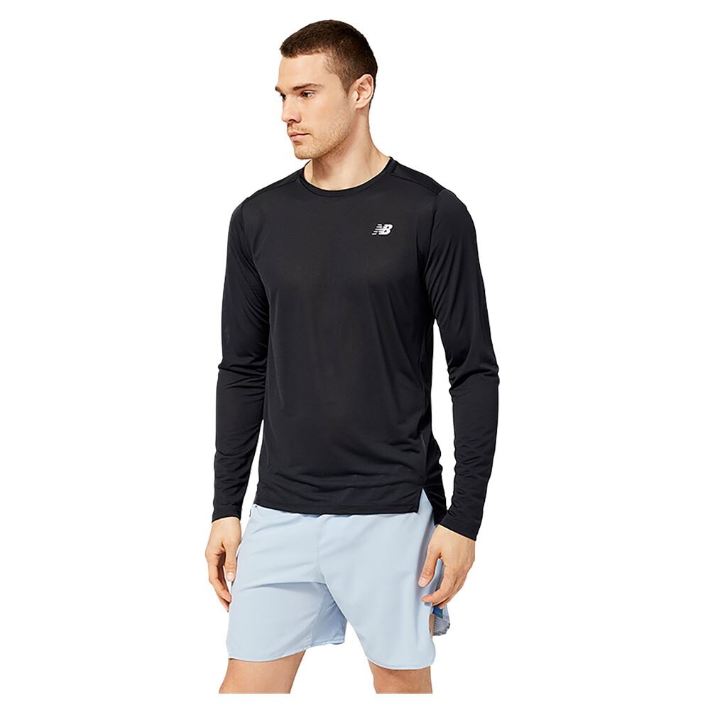 

Футболка New Balance Accelerate, черный