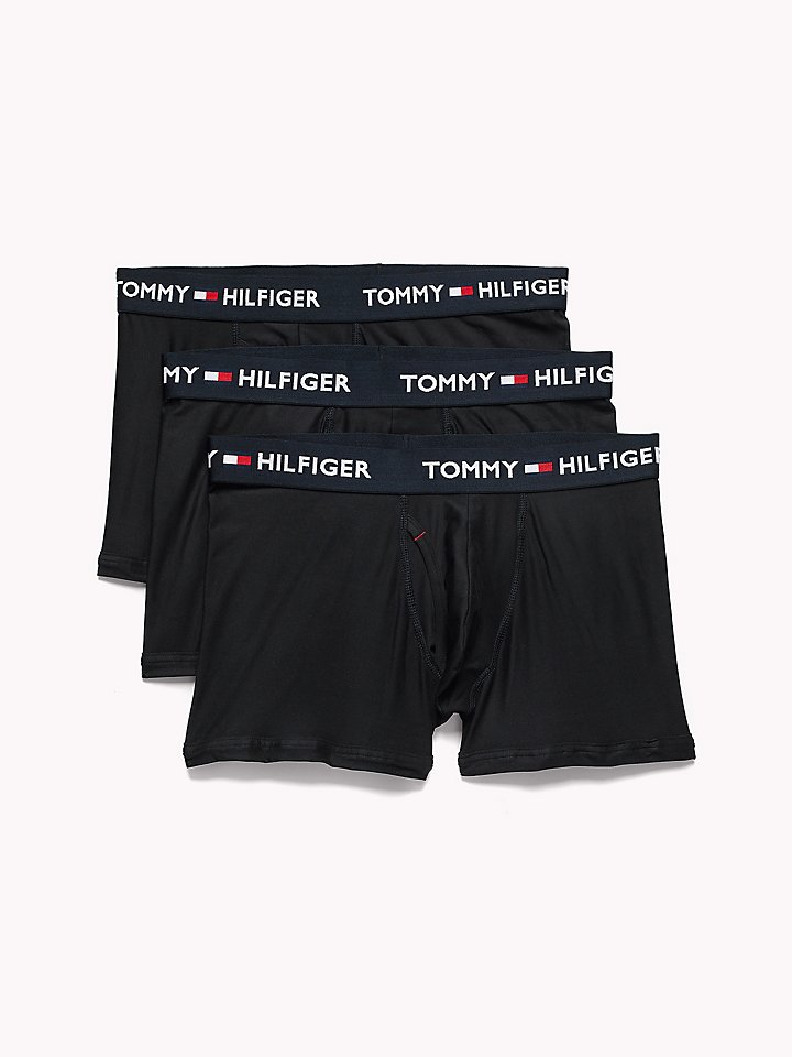 

Ежедневный чемодан из микрофибры 3PK Tommy Hilfiger