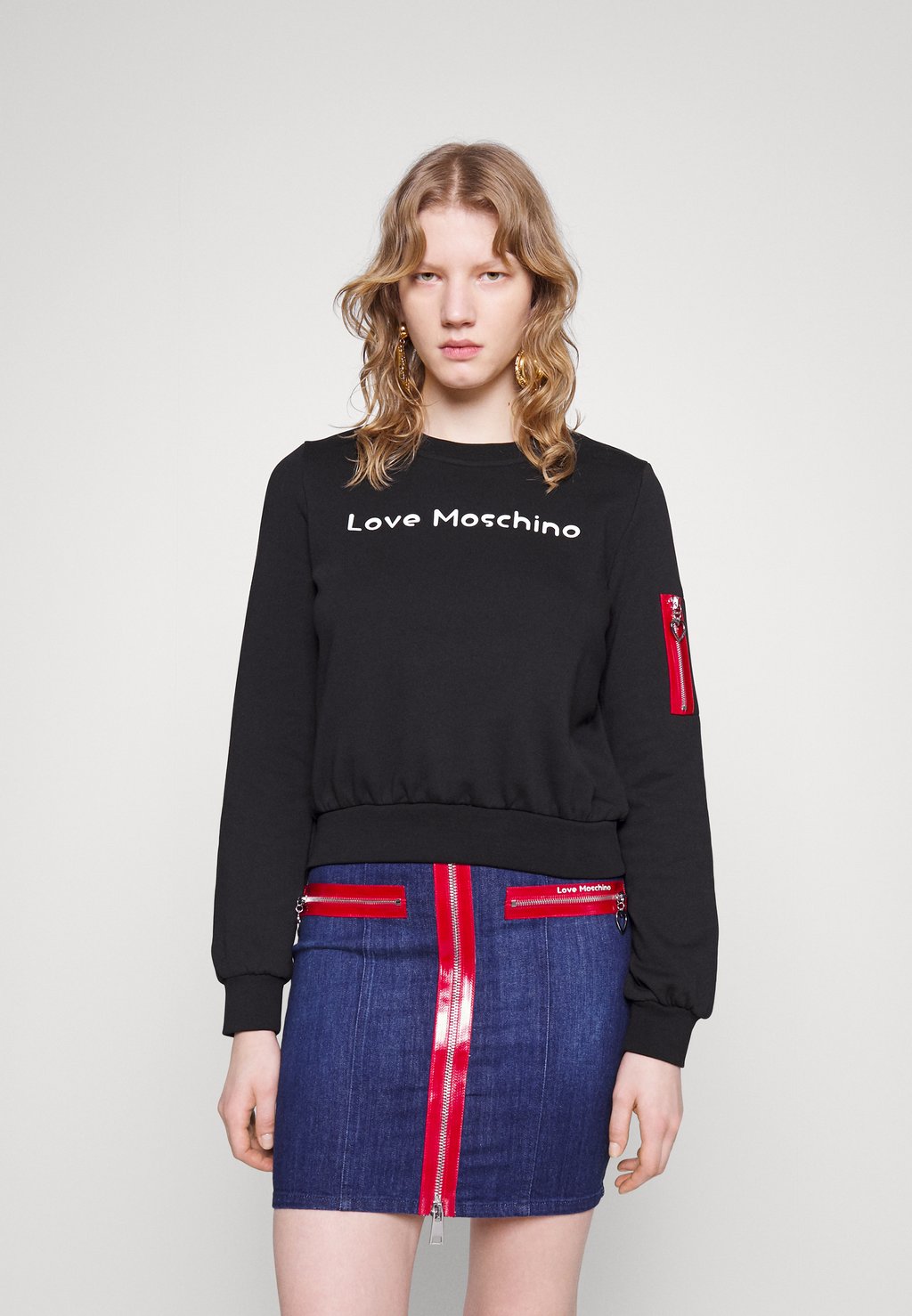 

Толстовка Love Moschino, черный