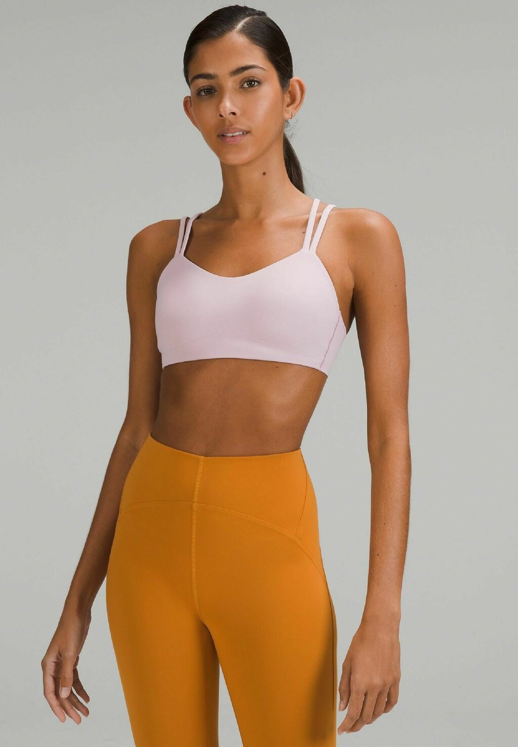 

Спортивный бюстгальтер с легкой поддержкой lululemon