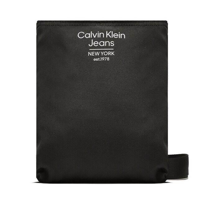 

Сумка Calvin Klein Jeans SportEssentials Flatpack, черный
