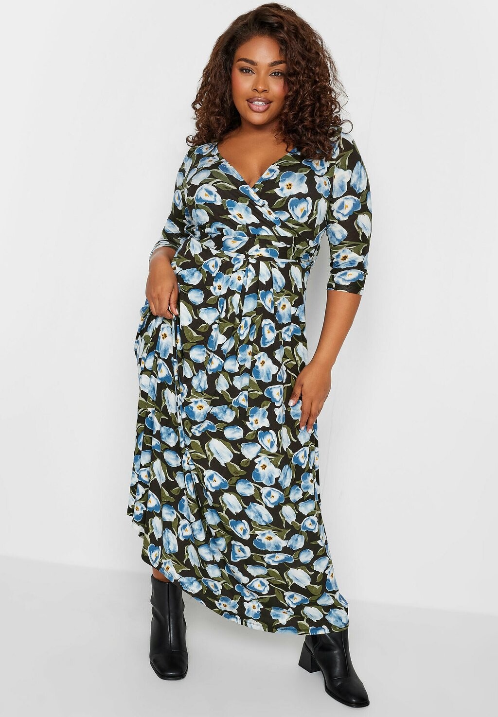 

Платье макси FLORAL PRINT WRAP Yours Clothing, цвет black