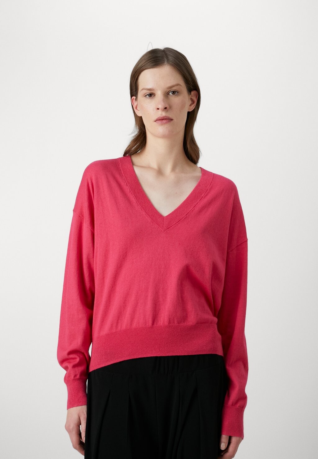 

Свитер Maddio Iro, цвет fushia