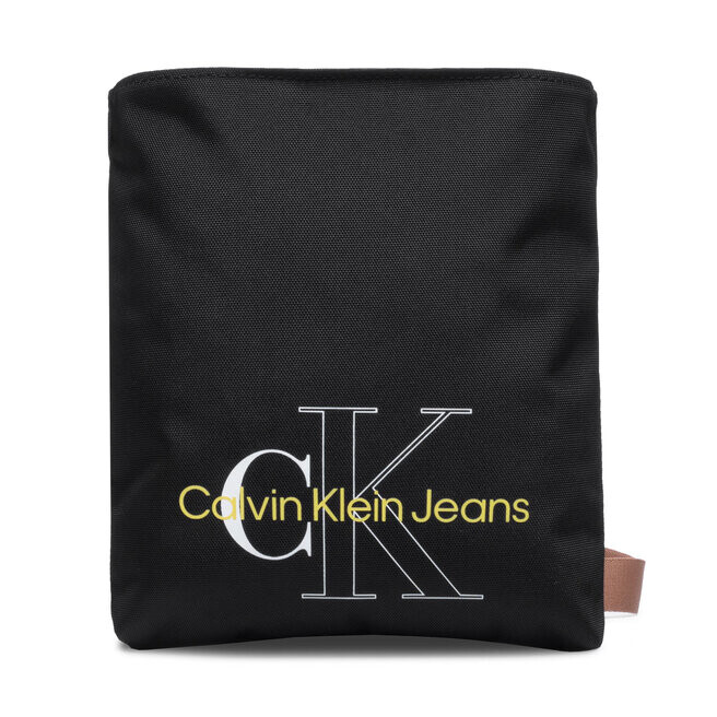 

Сумка Calvin Klein Jeans SportEssentials Flatpack, черный
