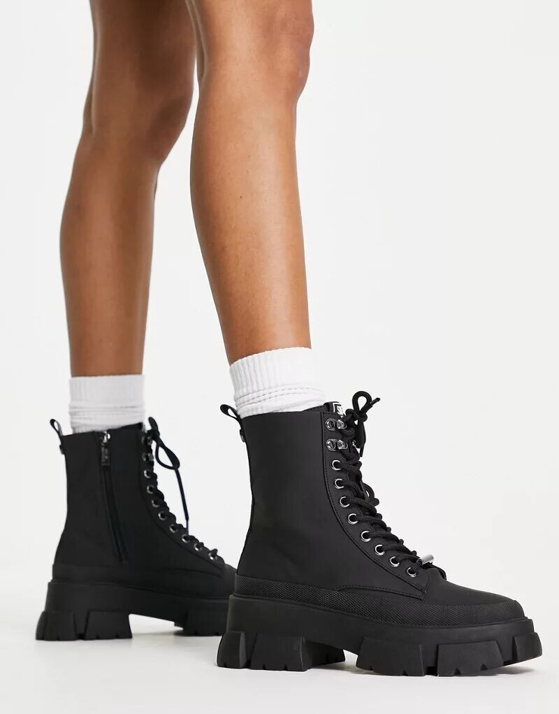 

Черные ботинки Steve Madden Forecast со шнуровкой спереди и толстой подошвой