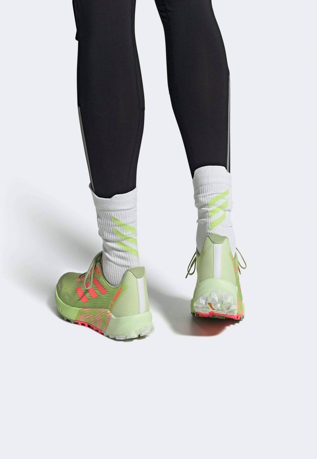 

Ботинки для походов Adidas